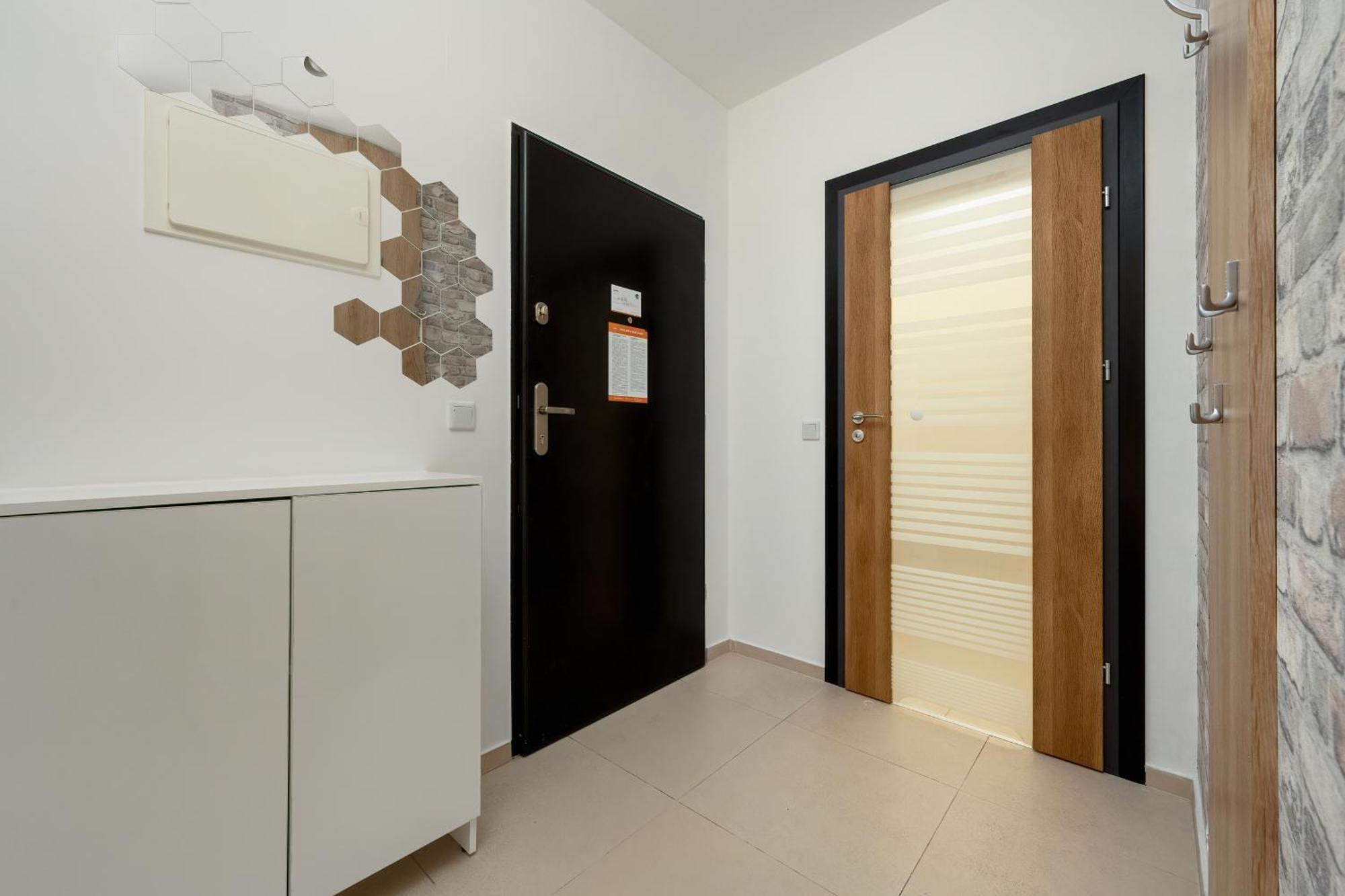 Atal Tower By Renters Apartment
