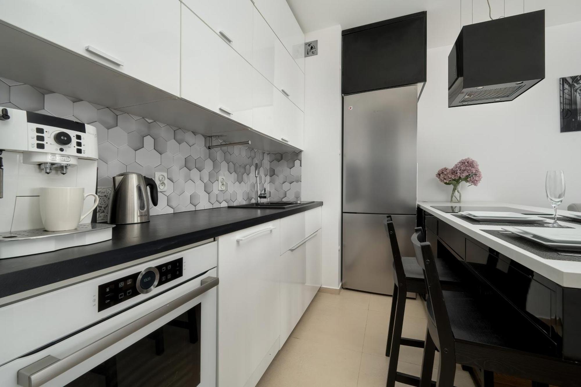 Atal Tower By Renters Apartment Wroclaw