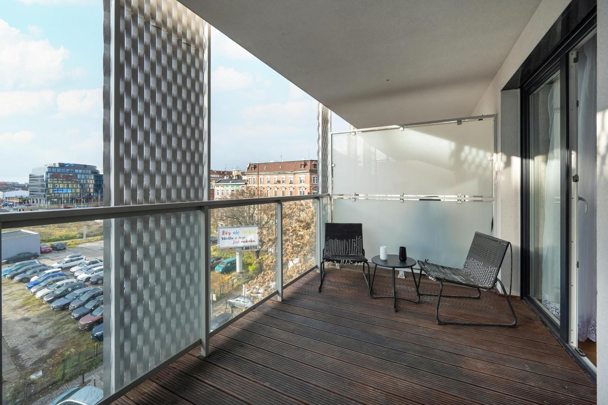 Atal Tower By Renters Apartment Wroclaw
